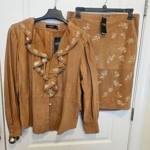 Size XL SUEDE Top and Skirt Ralph Lauren Ruffle Trim Embroidered Blouse
